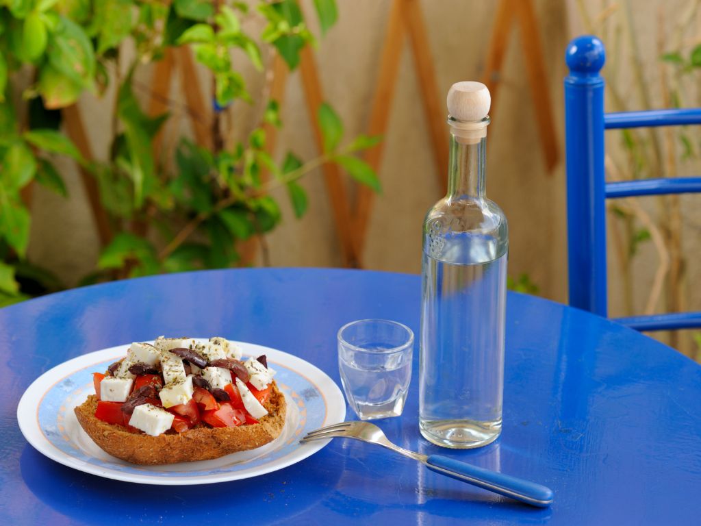 Tsikoudia - Traditional Cretan Drink